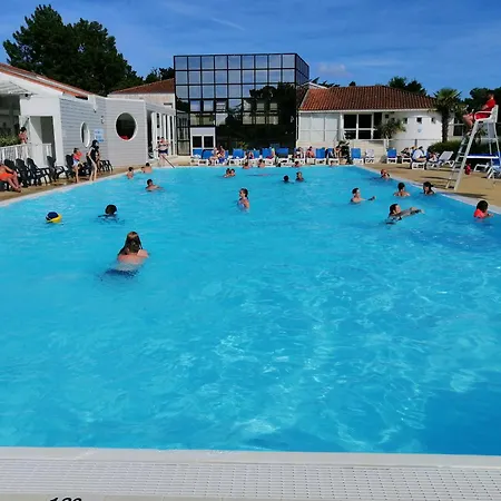 Campsite Mobil Le Rimbaud - 4/6 Pers - 2 Ch - 2 Sdb Saint-Jean-de-Monts