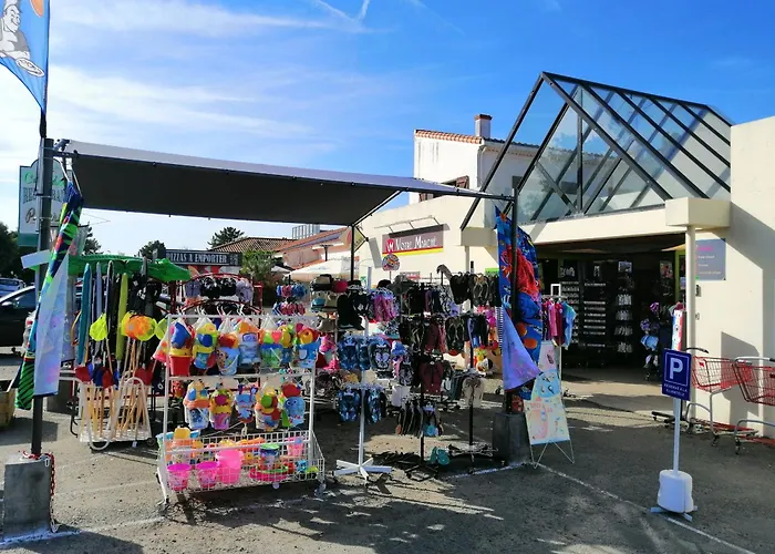 Kemping Mobil Le Rimbaud - 4/6 Pers - 2 Ch - 2 Sdb Saint-Jean-de-Monts